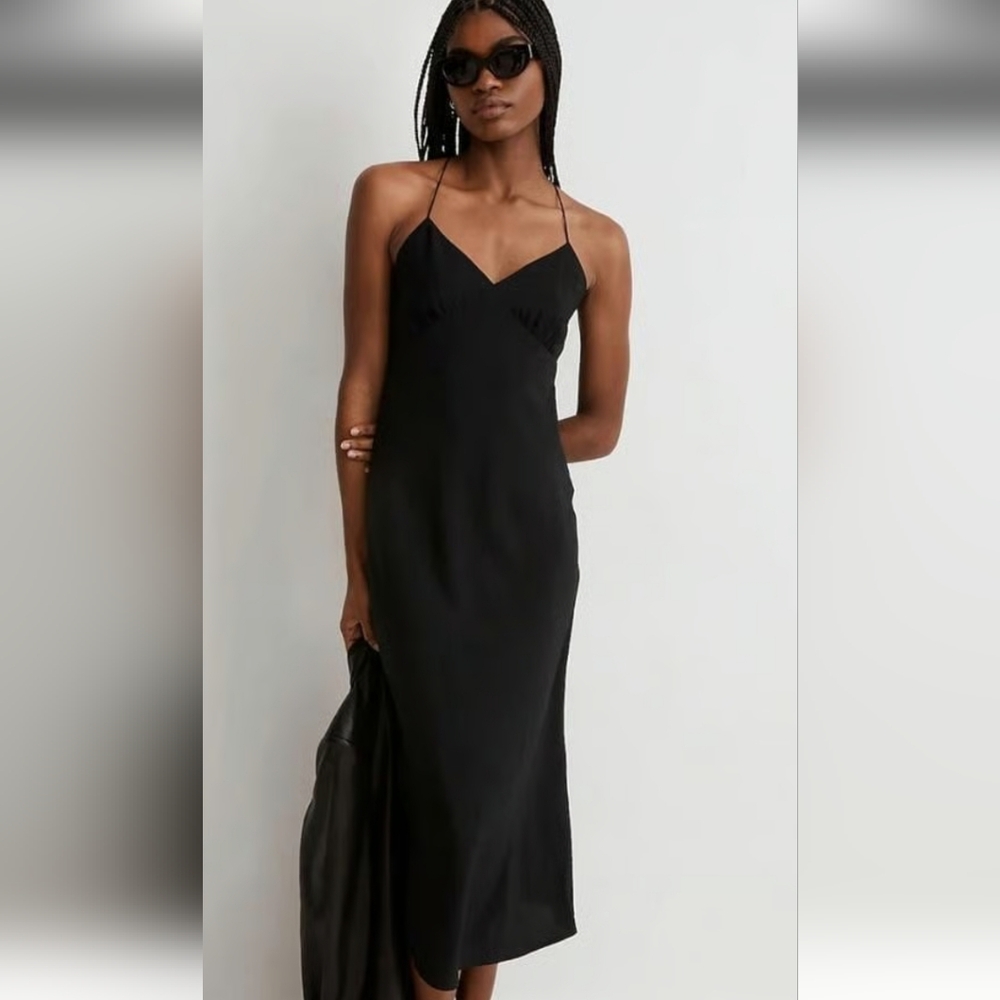 Madewell Black Midi Dress‎ with Spaghetti Straps - Picture 3 of 10